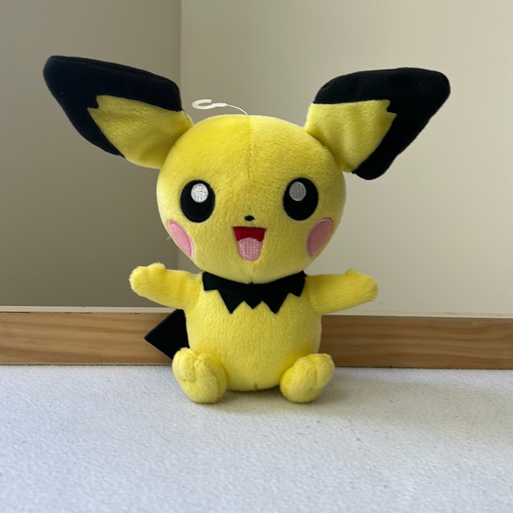 Pokémon Plush Pikachu